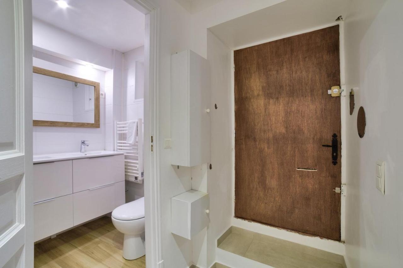 Superb Flat Near The In * Antibes