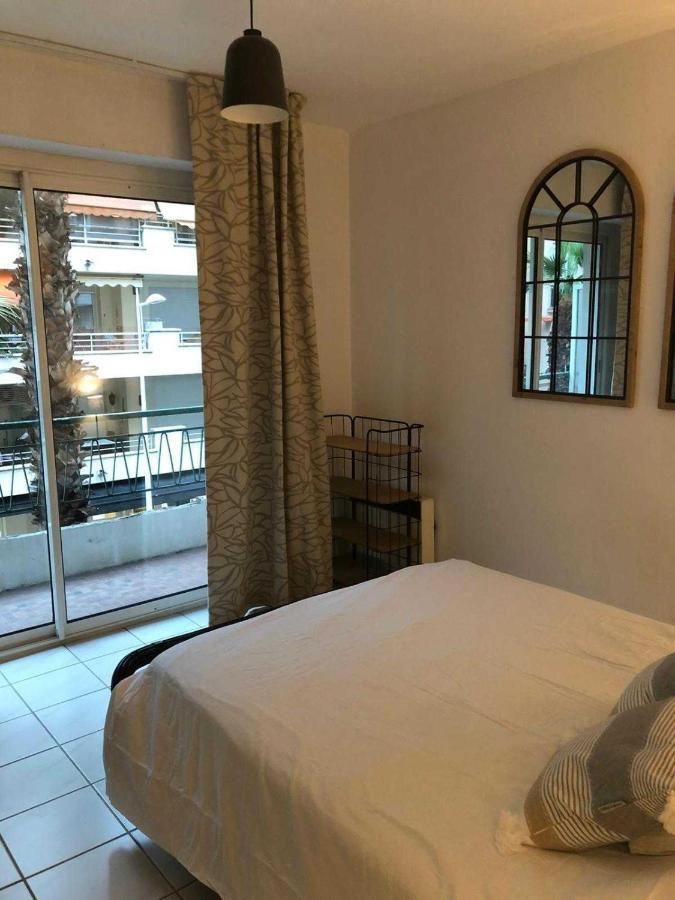 Flat In Juan Antibes