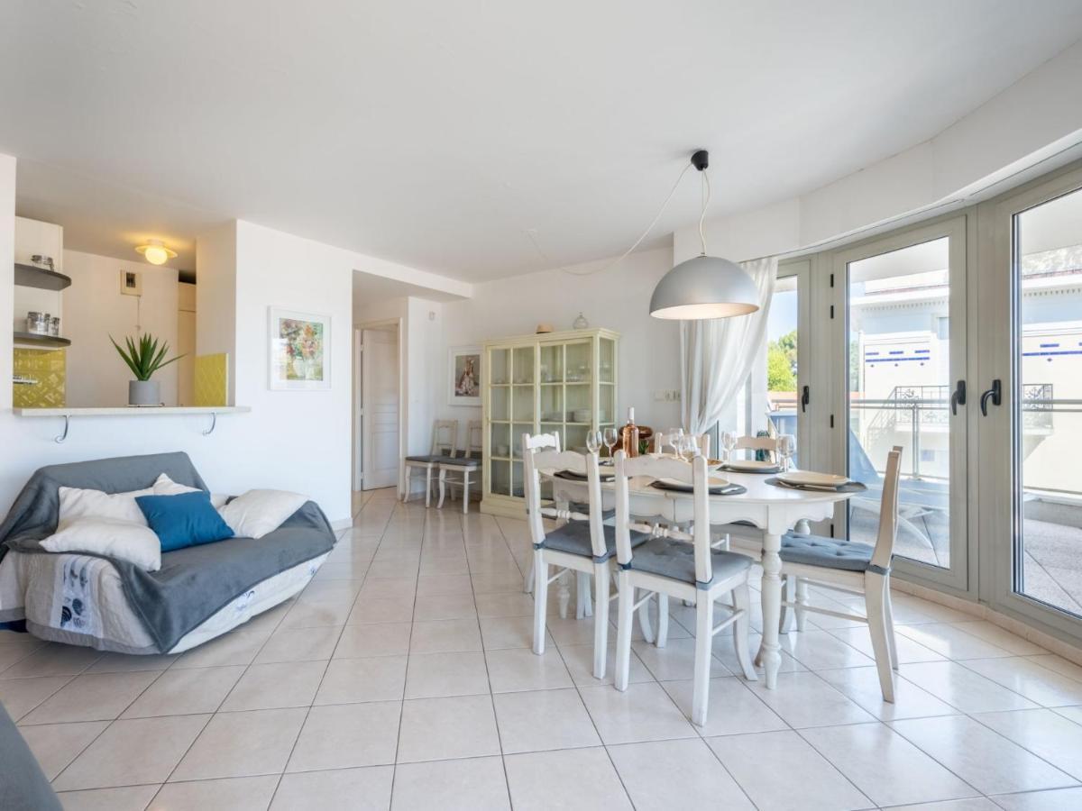 Appartement Les Allées Du Cap-2