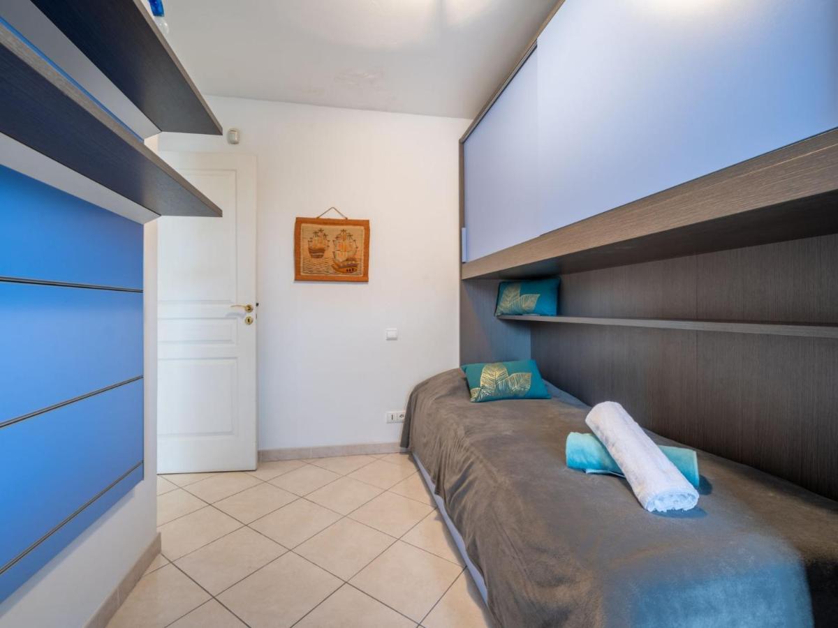 Les Allées Du Cap-2 Appartement