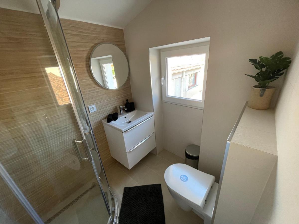 Apartment Renting - Fersen - 2 Vieil - Ac - Safranier - Big Terrace *