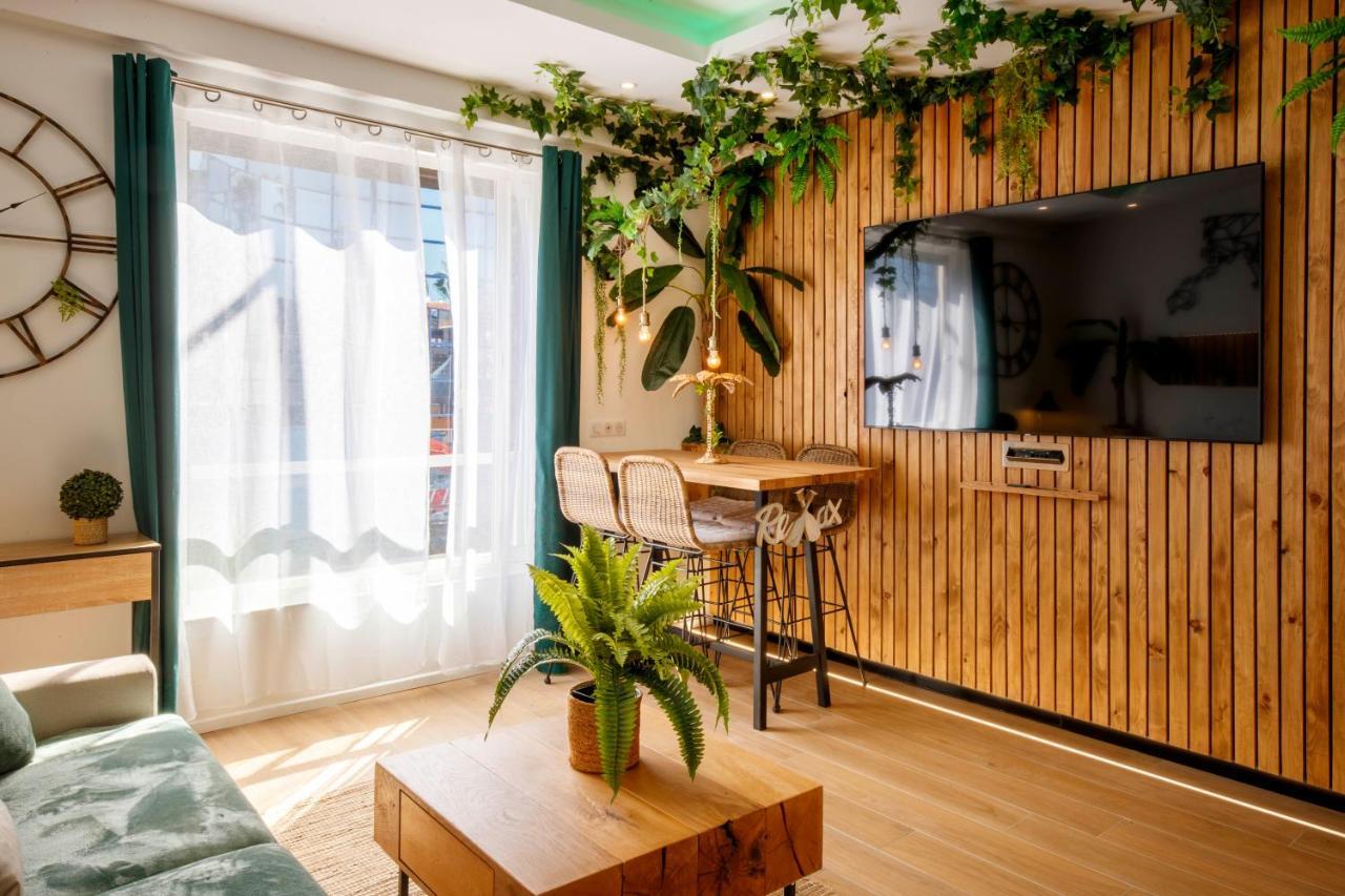 Apartment 06k3 - La Pagoda Unique Et Atypique A 30 M De La Antibes