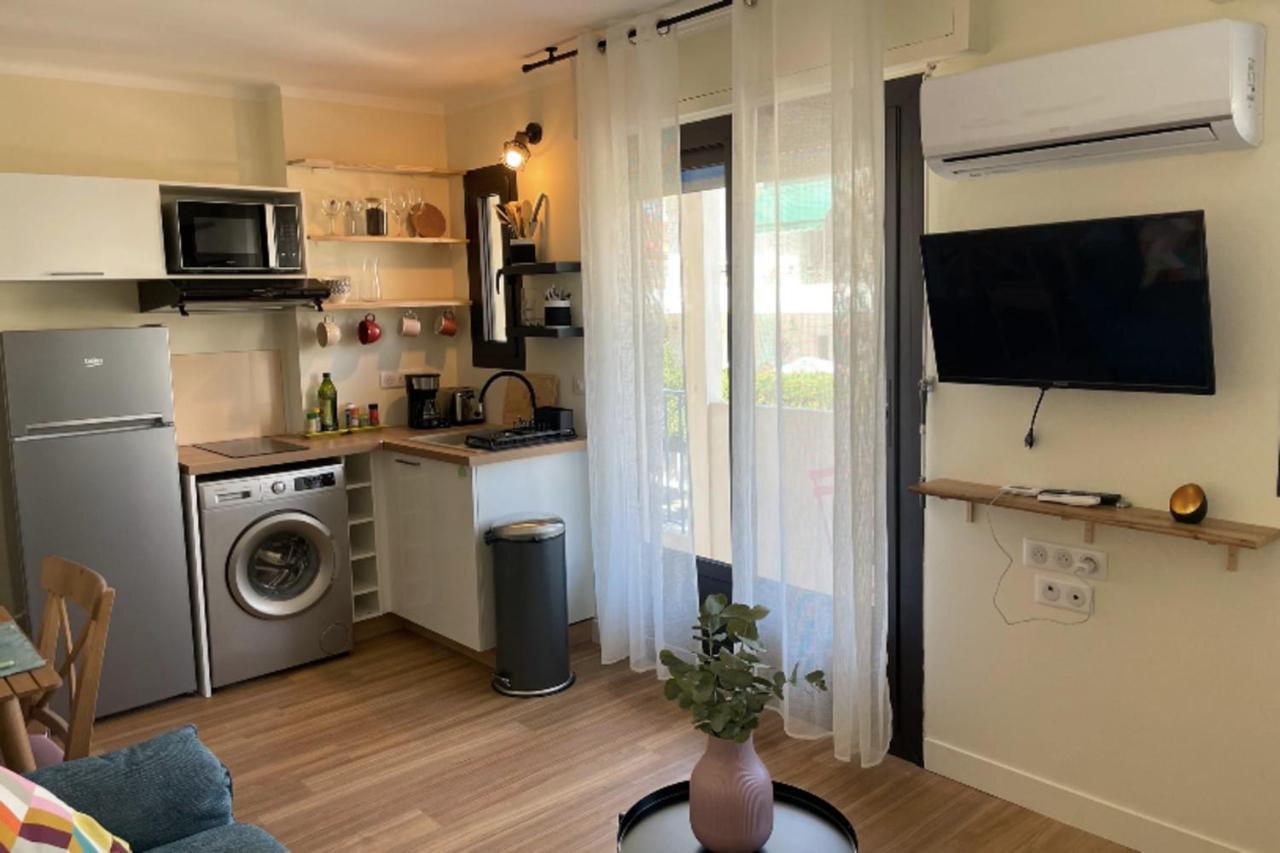 Apartment For 2 People Near The Of