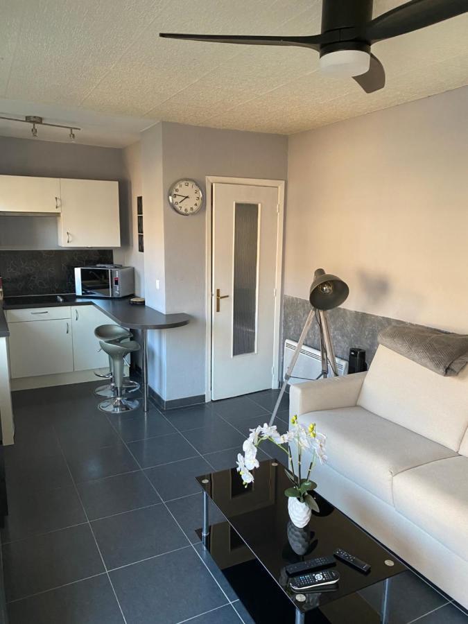 Apartment 61 Place Nationale Antibes