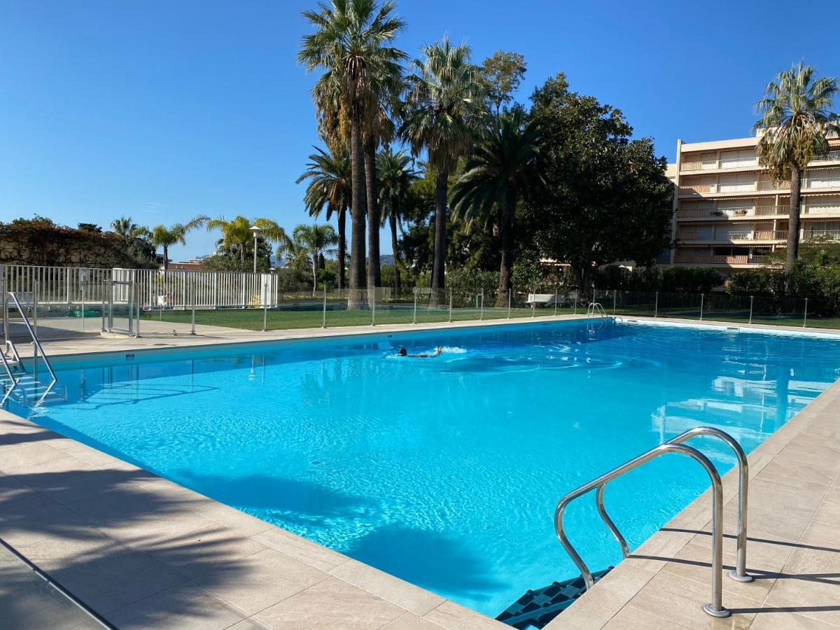 Juan-les-pins, 4 Pieces, 80m2, Luxe Piscine Tennis * Antibes