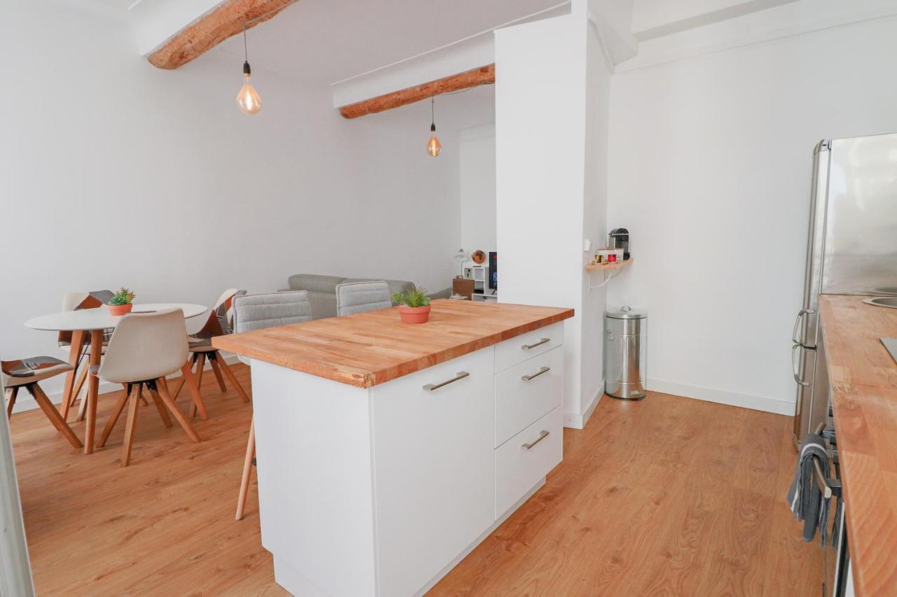 Apartment Stylish In The Old Town, With Ac. *