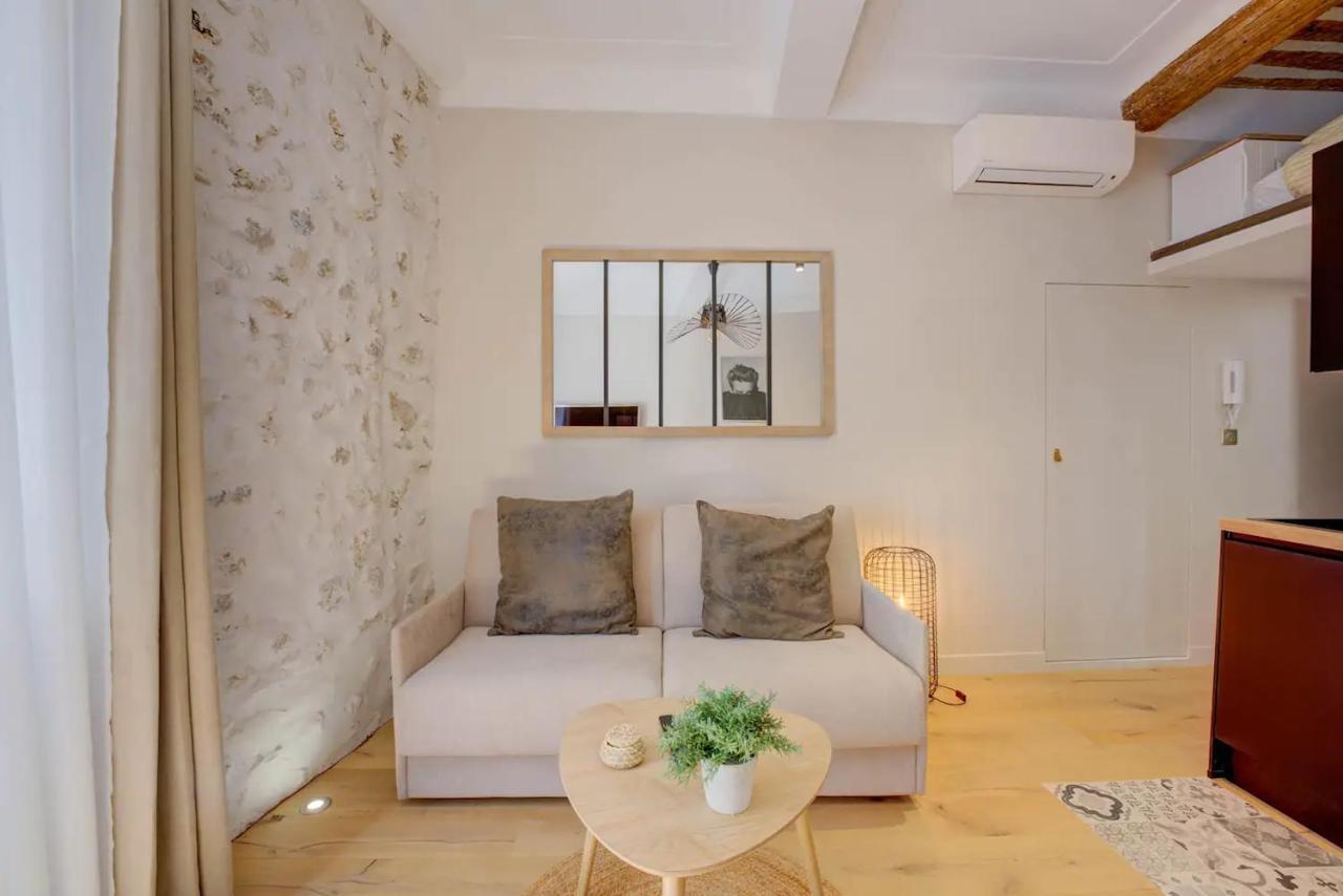 Duplex Mezzanine Near Shops & Cafes Apartment