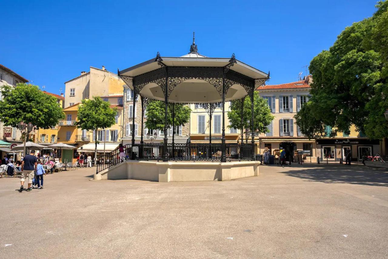 Duplex Mezzanine Near Shops & Cafes Antibes
