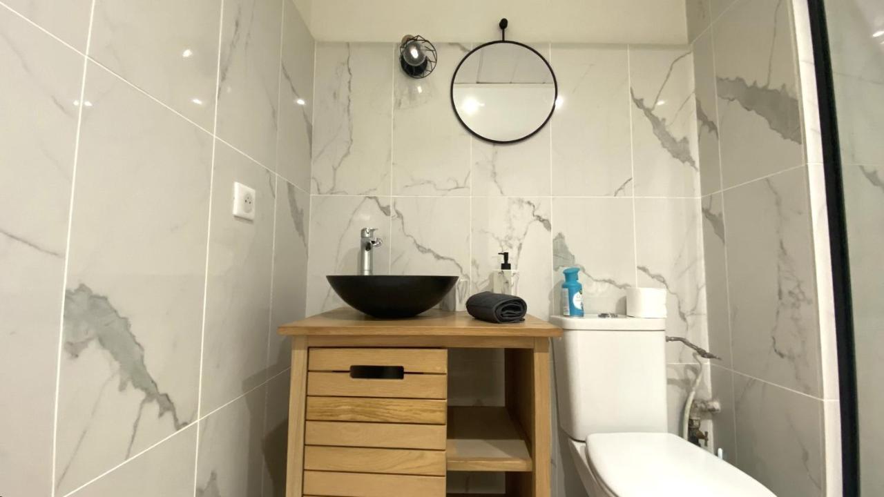 Bricka - 200m To The Beach, Parking, Clim, Terrace Antibes