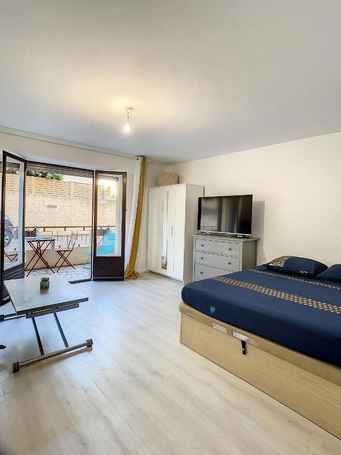Grand Studio Av Terrasse, Au Calme, Centre Ville, Viel Antibes, Port Et Plage * Antibes