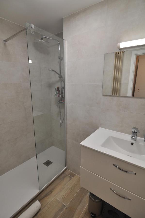 Apartment 1er - Chic One-bedroom With Parking - Stayinantibes *