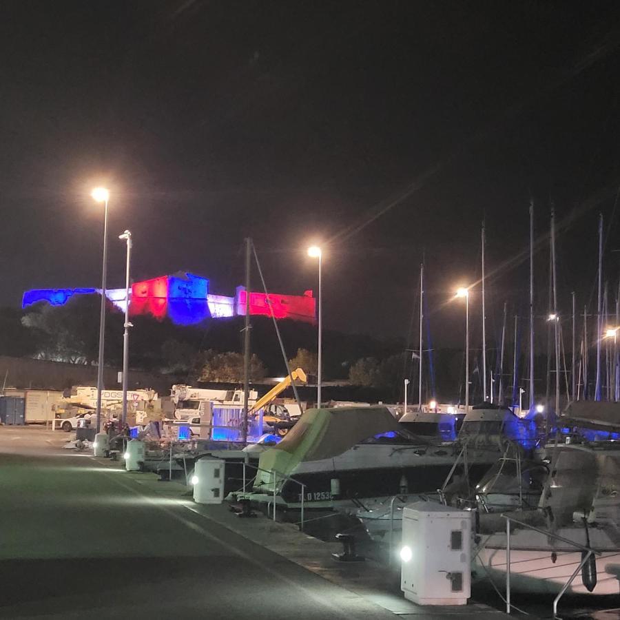 Super Experience A Bord Botel Antibes