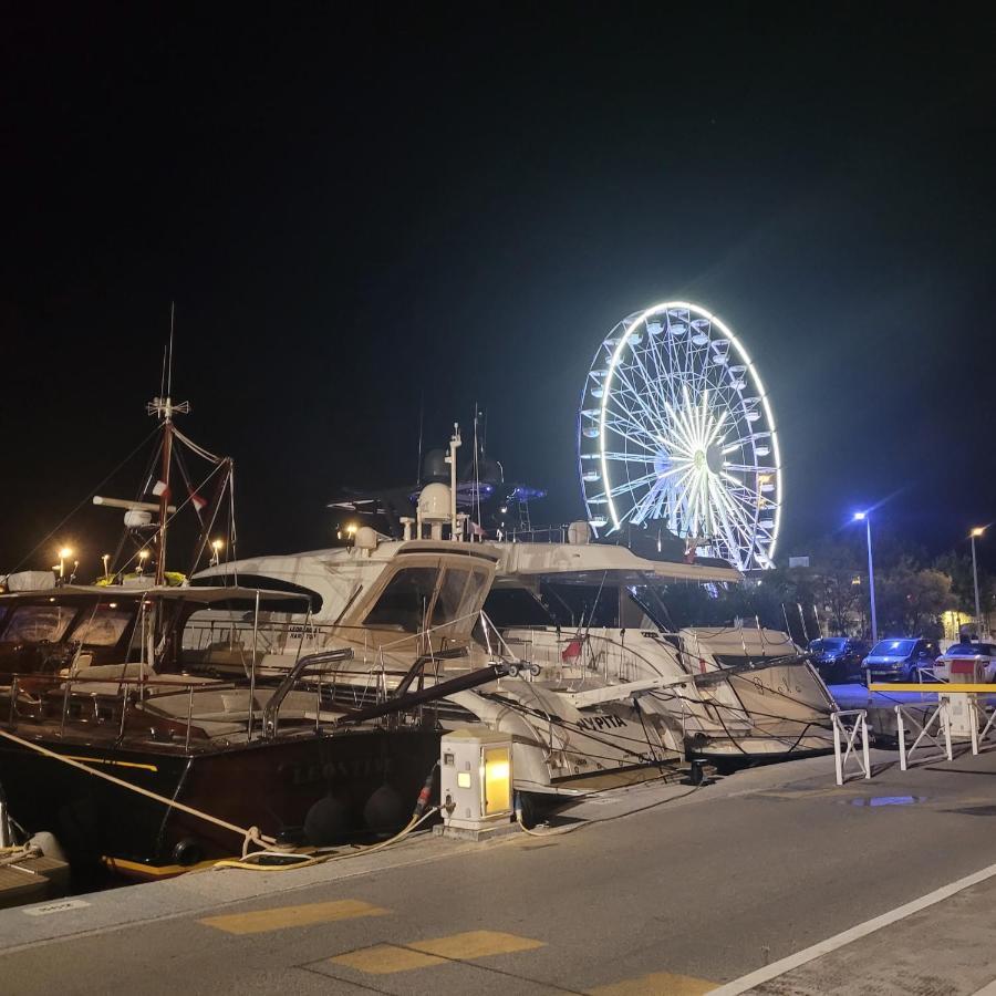 Botel Super Experience A Bord *