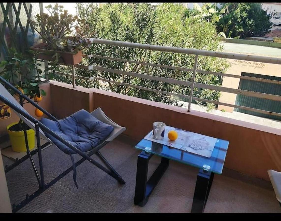 Charming Ac 2-bedroom Center Family, Couples Friendly Apartment