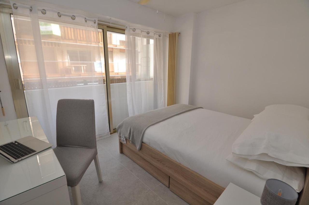 1er - Chic One-bedroom With Parking - Stayinantibes Apartment