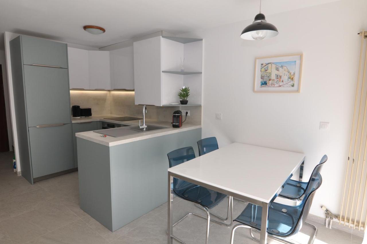 Apartment 1er - Chic One-bedroom With Parking - Stayinantibes
