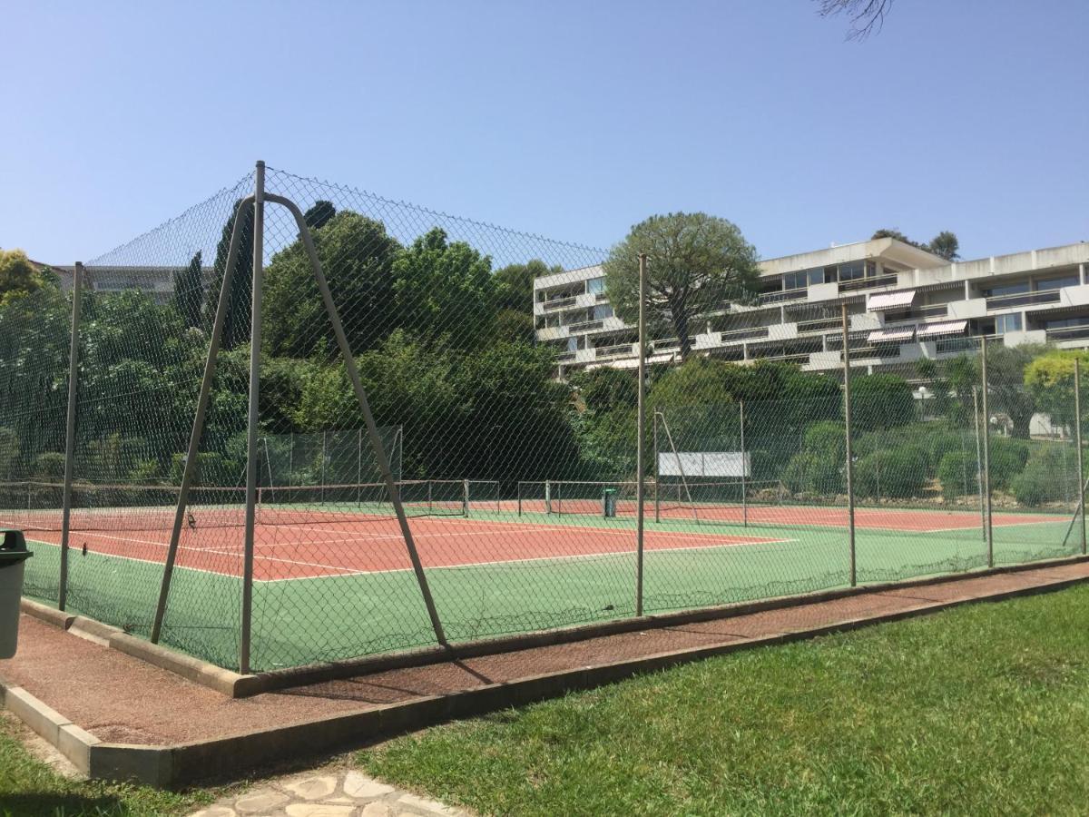 Studio 30m2 With Pool, Parking And A Garden Apartment Antibes