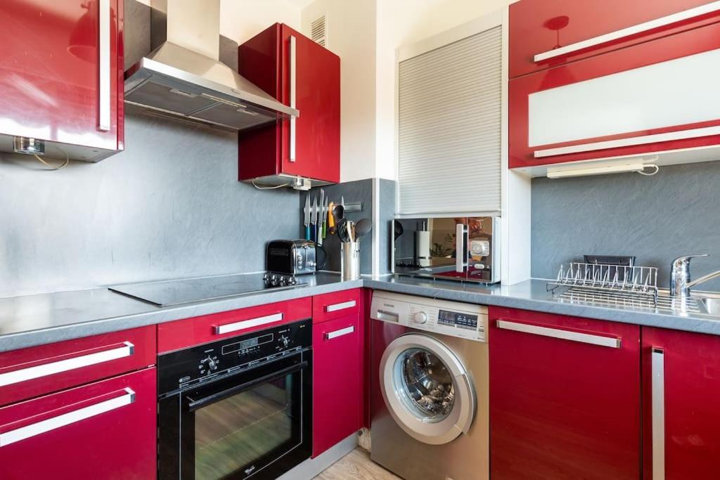 Apartment Bel Avec Terrasse, Piscine, Parking Prive Et Club De Tennis, Padel En Sus