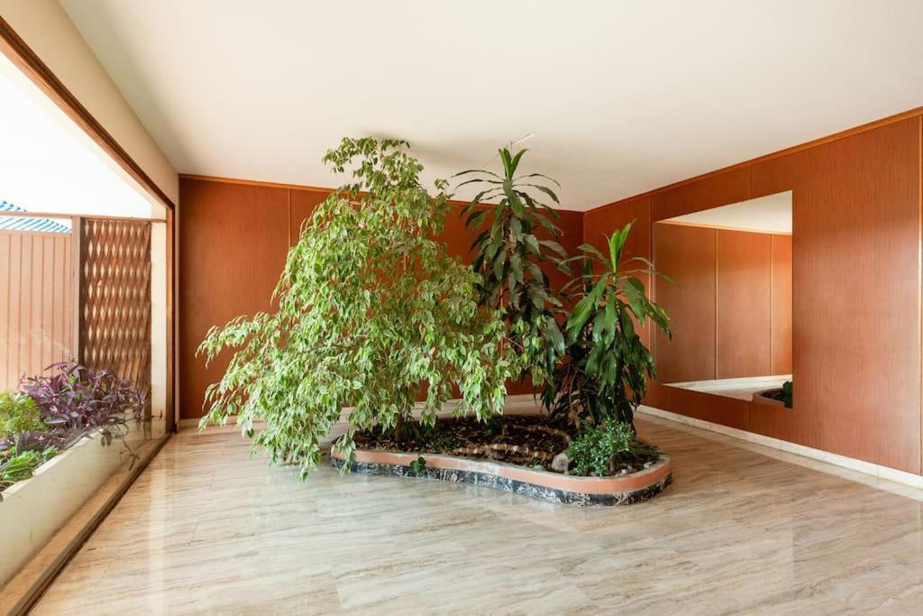 Bel Avec Terrasse, Piscine, Parking Prive Et Club De Tennis, Padel En Sus Apartment
