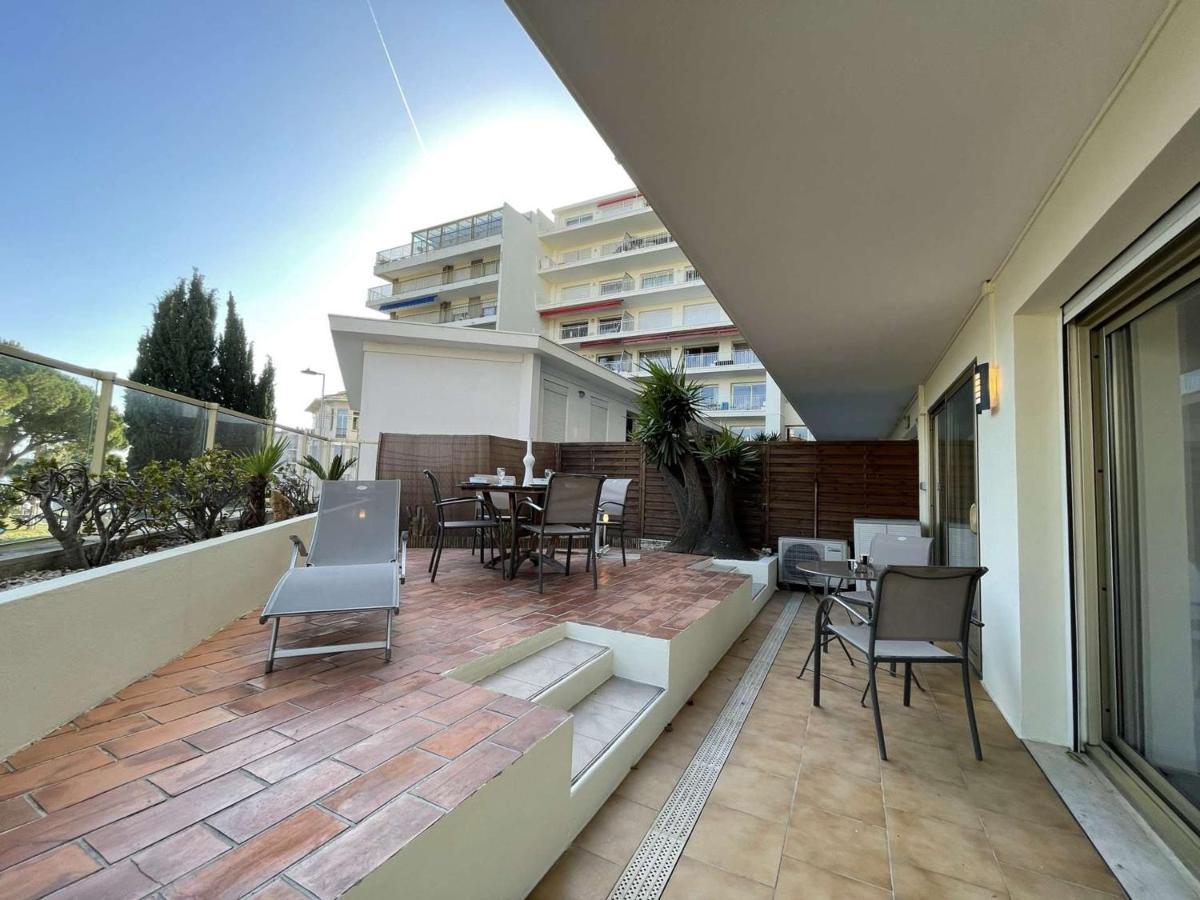 T2 Avec Terrasse, Climatise, Centre-ville Antibes, Proche Et Commerces - Fr-1-252-177 Apartment