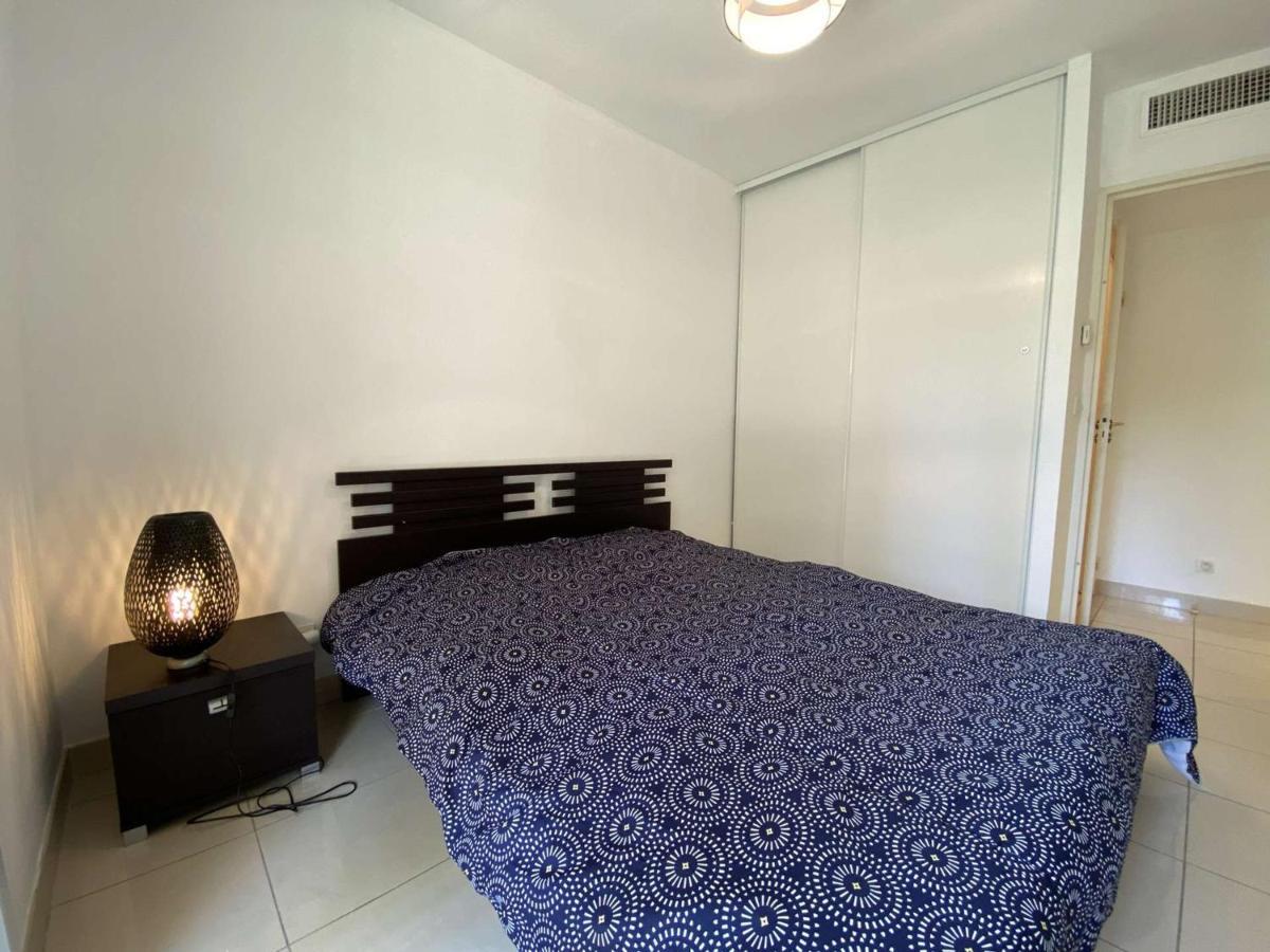 3p Avec Terrasse Et Garage, A 10min Des Plages De Juan-les-pins - Fr-1-252-171