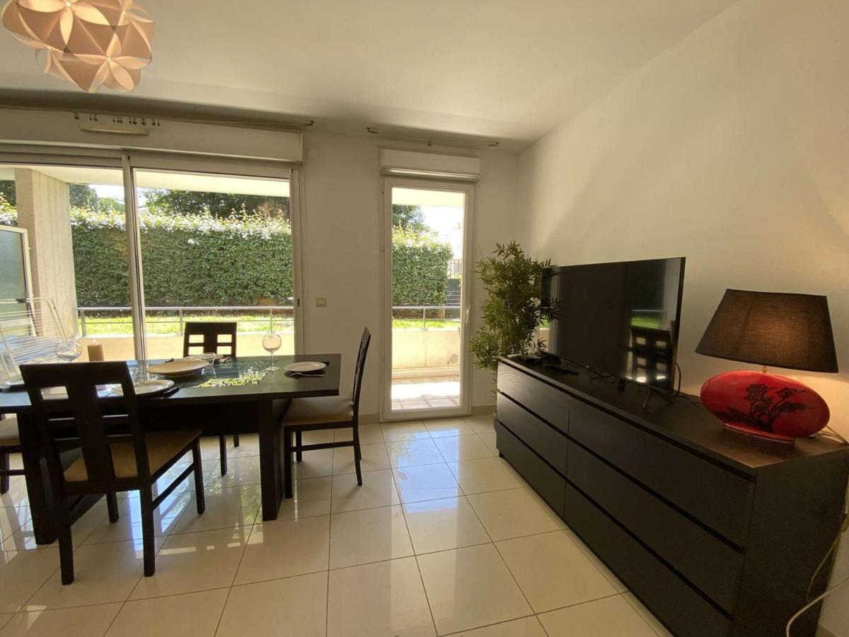 Apartment 3p Avec Terrasse Et Garage, A 10min Des Plages De Juan-les-pins - Fr-1-252-171 Antibes