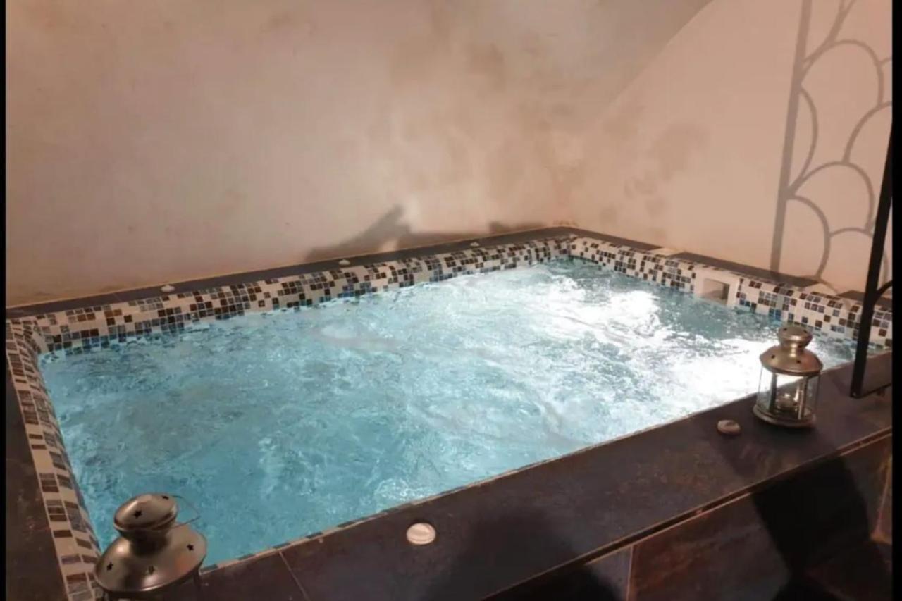 001 Safranier With Private Jacuzzi Antibes