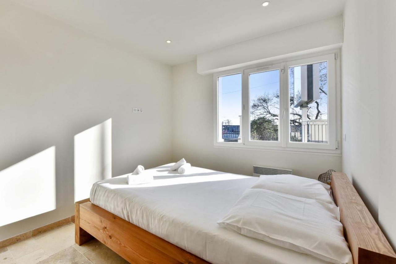 Modern Flat 3 Min To The Close To Marineland - Welkeys Apartamento *