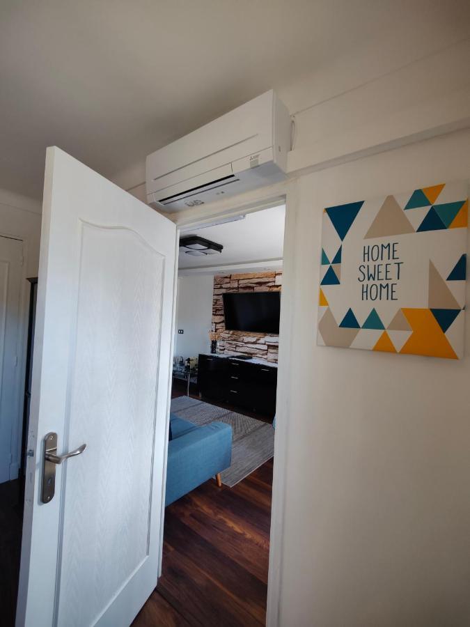 Apartment Charming Ac 2-bedroom Center Family, Couples Friendly *
