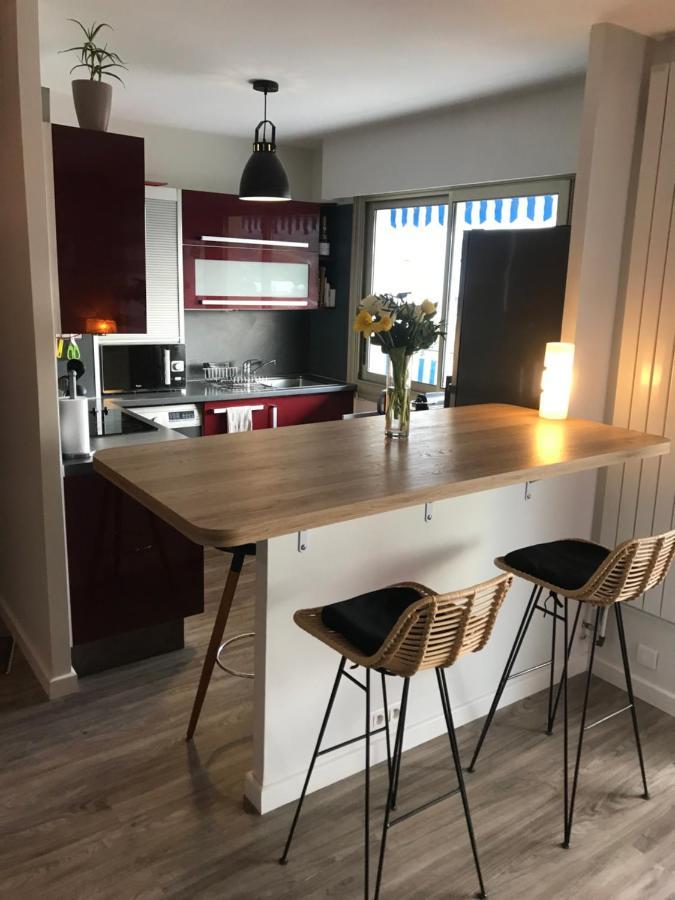Bel Avec Terrasse, Piscine, Parking Prive Et Club De Tennis, Padel En Sus