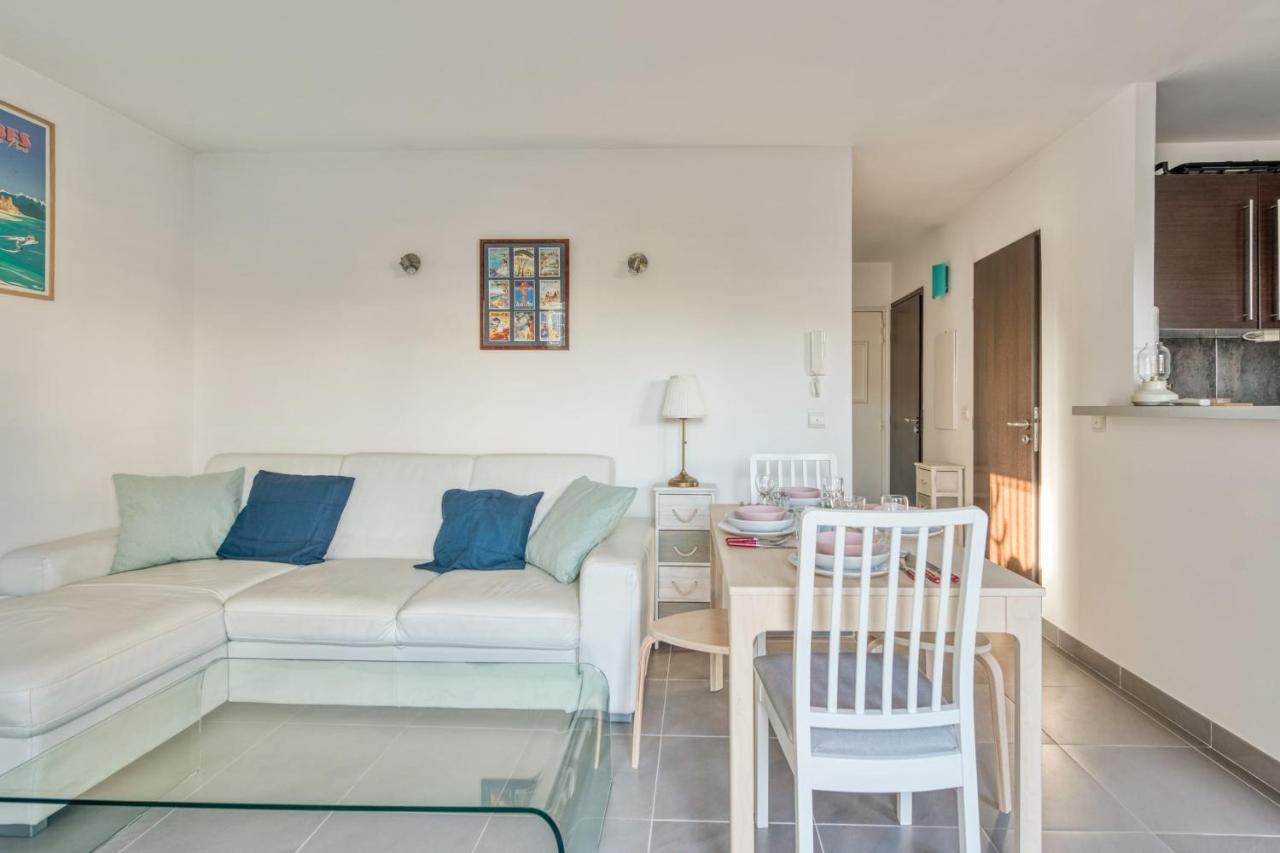 Cozy With Huge Terrace And Swimmingpool - Welkeys Antibes
