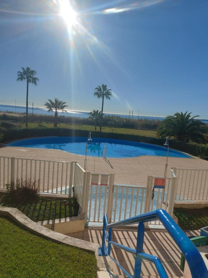 Apartamento Juan Les Pins Piscine Et A 200m Antibes