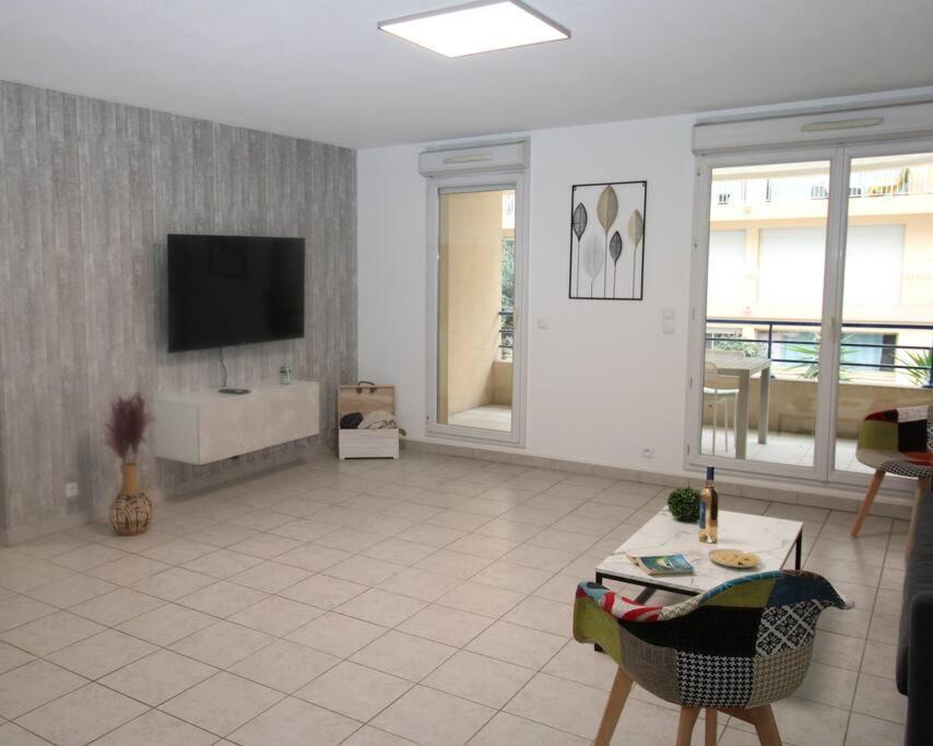 Palais De La Mer Yourhosthelper Apartment Antibes