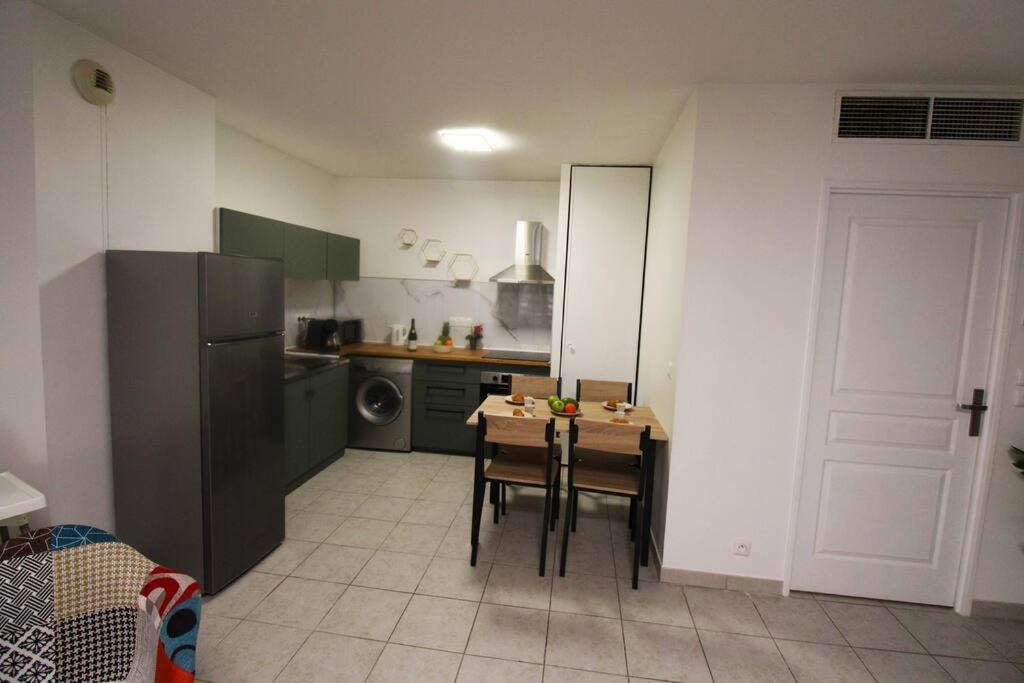 Palais De La Mer Yourhosthelper Apartment