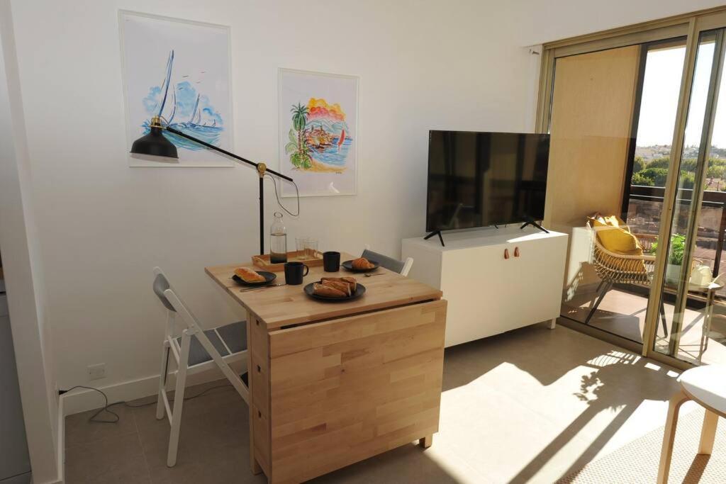 Apartment Centre, 2p, Terrasse, Garage Antibes