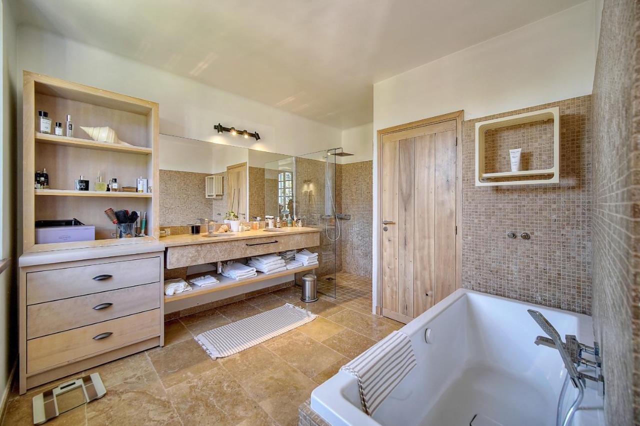 Le Beauvert Belle Epoque Luxury Of 500 M2 With Pool Pousada Antibes