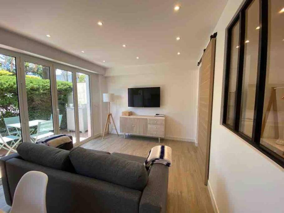 Apartment Le Coeur Du Cap D'antibes - Terrasse - Parking - Wifi Antibes