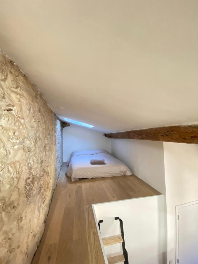 With Mediterranean Charm In The Heart Of The Provencal Market * Antibes