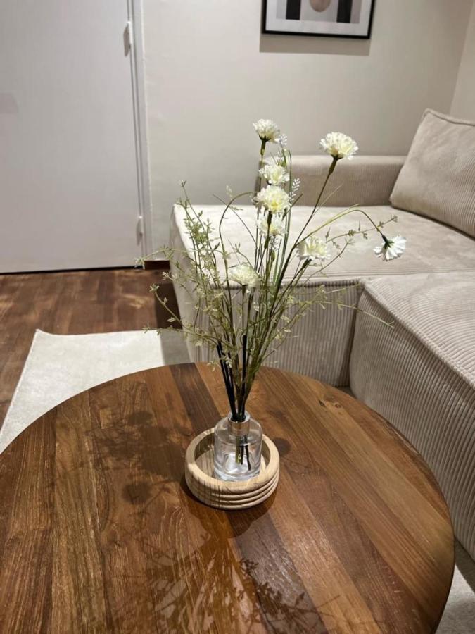 With Mediterranean Charm In The Heart Of The Provencal Market Apartment