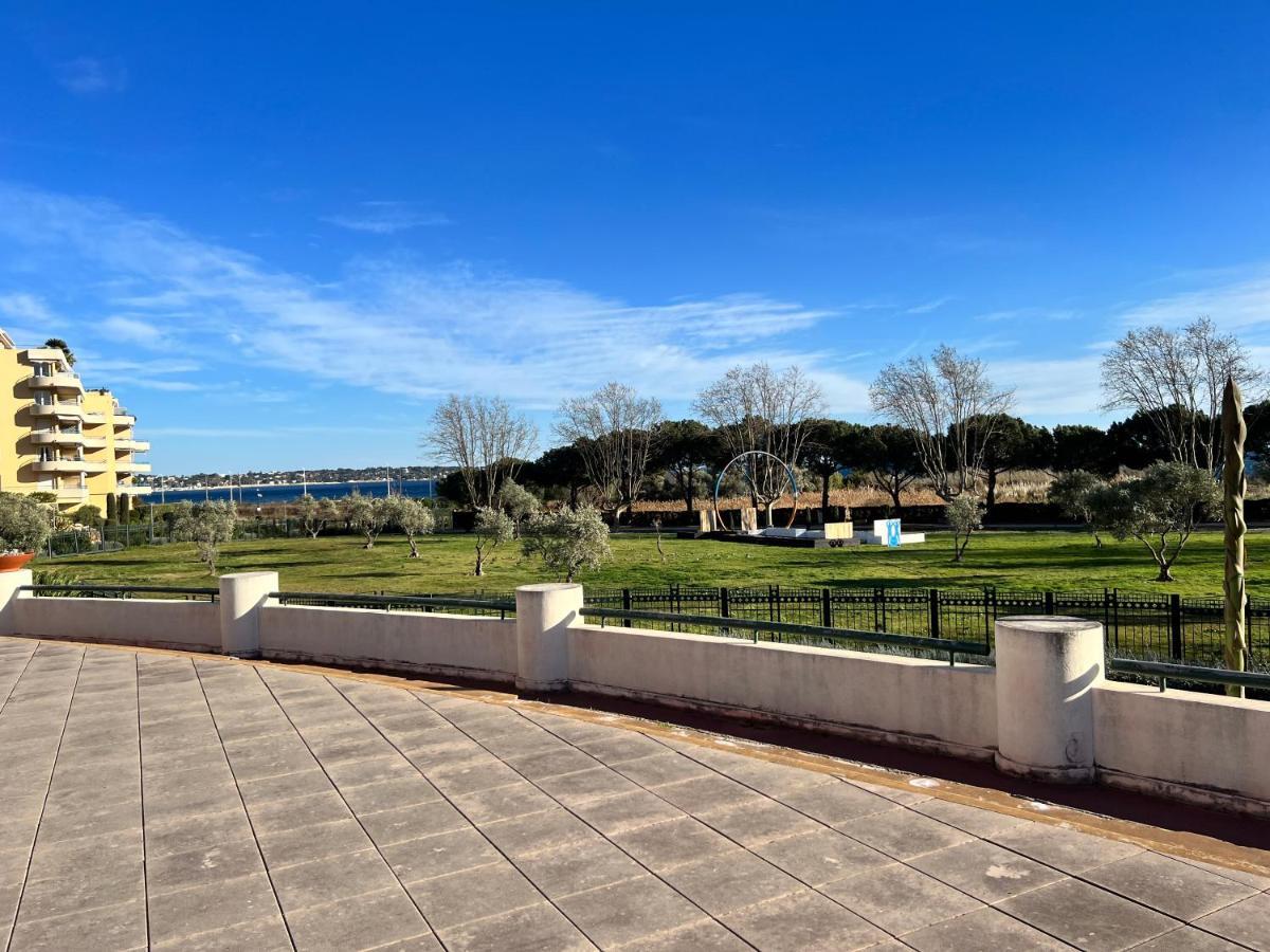 Terrasse Pres De La