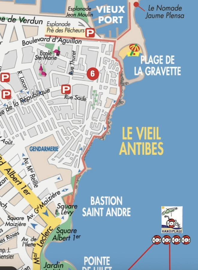 Vue Et Remparts. Entre Vieille Et Plages Apartment *