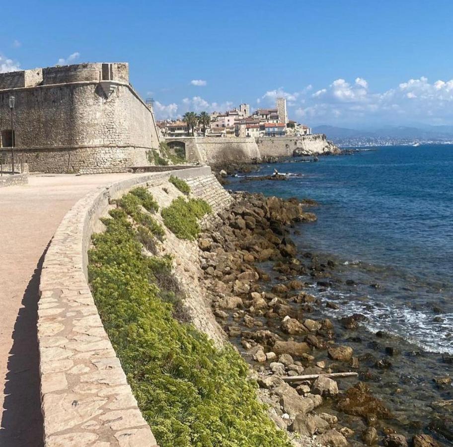 L De Manon, Centre Historique Du Vieil * Antibes