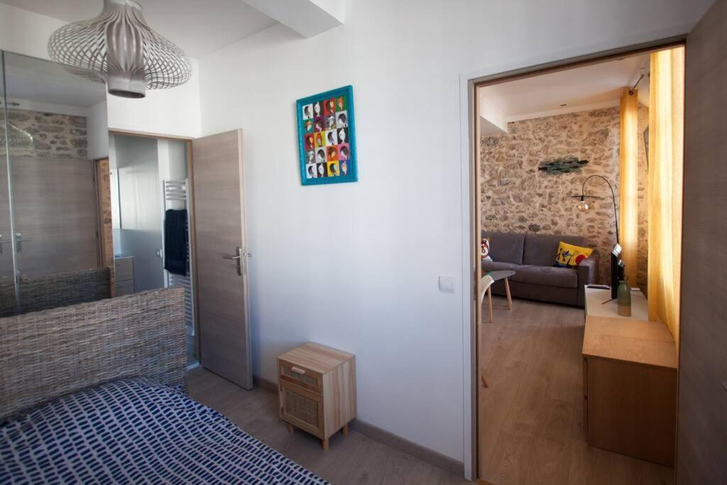 Apartment Charming Flat 3 Ppl Center Of Town Wi-fi, Ac, New Antibes