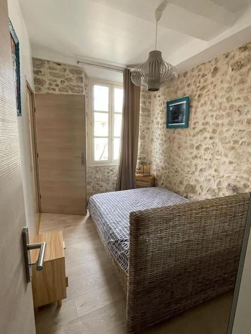 Apartment Charming Flat 3 Ppl Center Of Town Wi-fi, Ac, New *