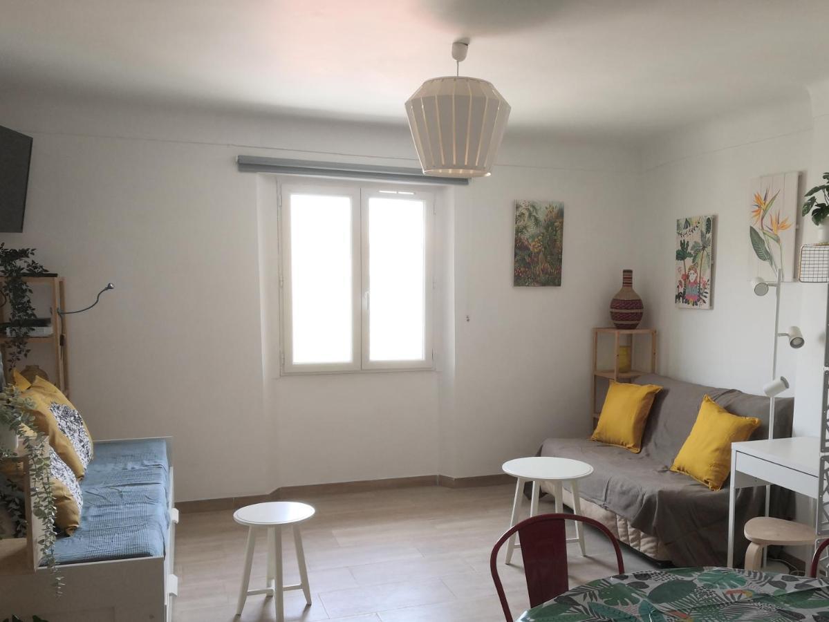Spacieux Vieil Climatise 5 Minutes Plages Apartamento *