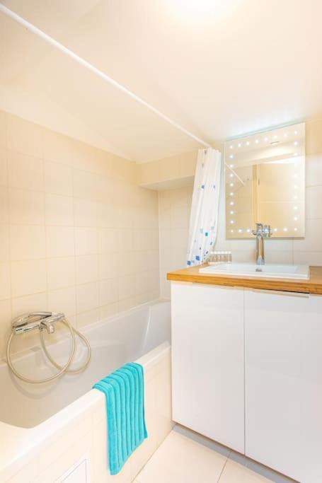 Cosy Apt For 6/8p Best Location In Old * Antibes