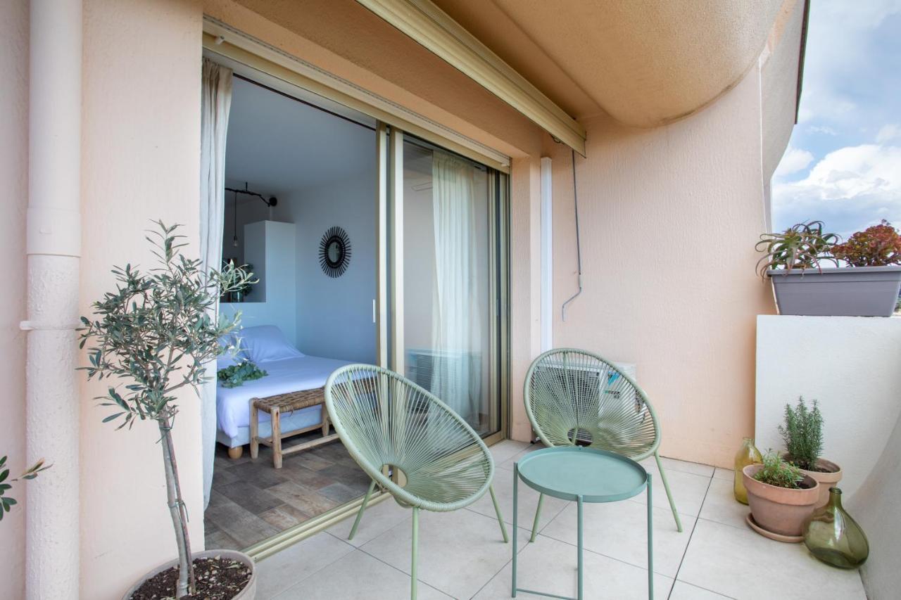Apartment Vue Mer, Terrasse Et Parking Prive