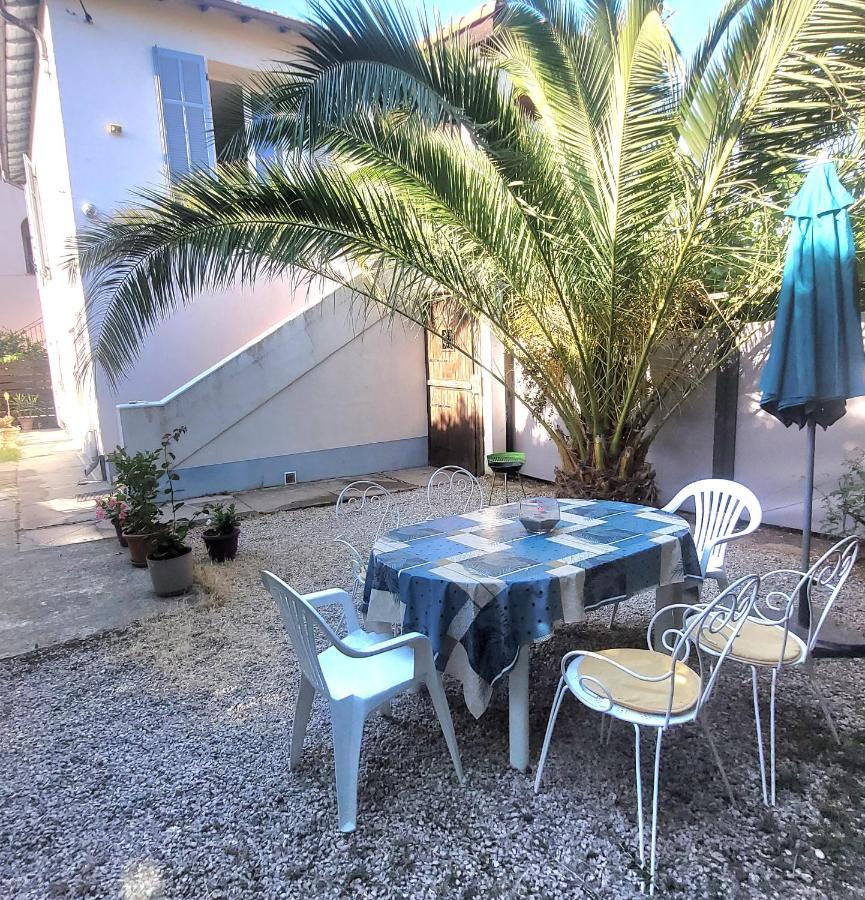 La Desiree - De Villa, 68m2, 8 Personnes Max, Climatise, 4 Etoiles, 120m2 De Jardin Et Parking, Wifi, Vu Holiday home