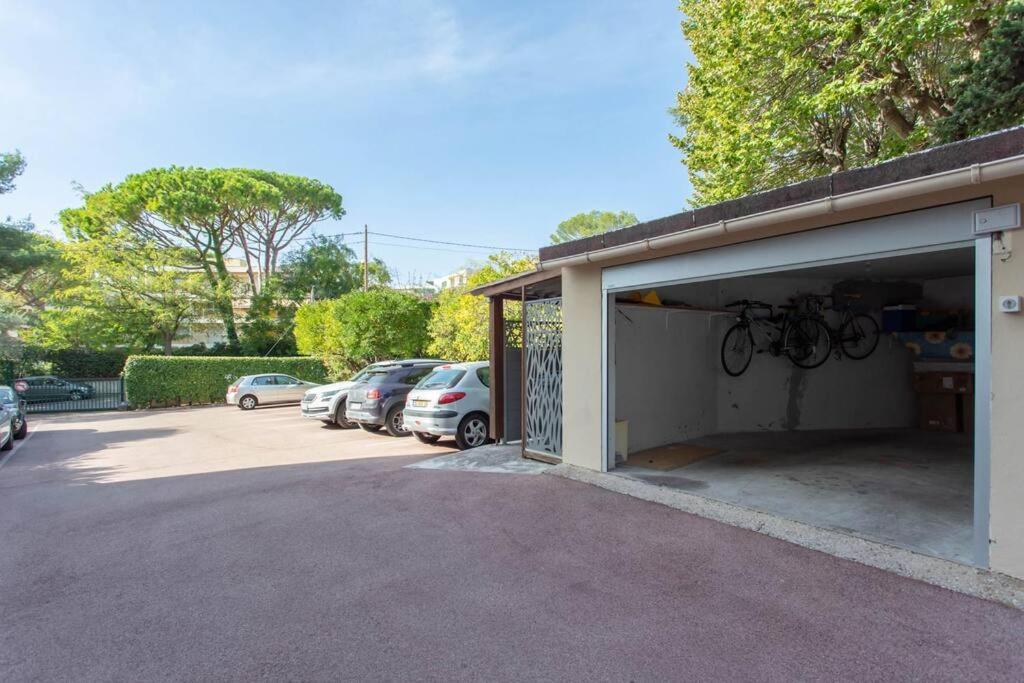 A6- 2 Bdr Incredible Sea View - Ac, Garage & Terrace *