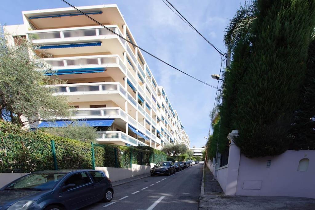 Apartment A6- 2 Bdr Incredible Sea View - Ac, Garage & Terrace *